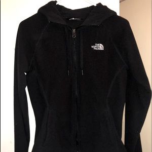 Northface fleece. Women’s size small. Color black.
